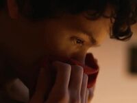 Collezione mutande bagnate – cazzi che escono dai boxer e sborrano