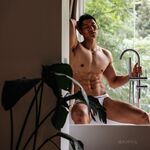 Immagini AI porno realissime – ragazzi perfetti da scopare