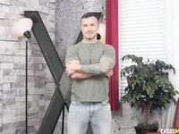 Derek Kage & Max Mabry – muscoli, cazzi e sborrate in faccia