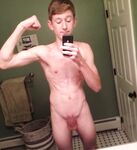 Ragazzi carini nudi trovati su Tumblr