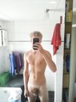 Giovani twinks gay in pose calde e sensuali