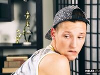 Lezioni di sesso gay hard al college