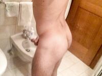 Twink italiano di 18 anni irresistibile