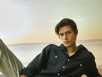 Edoardo Sebastianelli modello italiano irresistibile