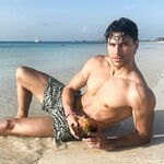 Valerio Logrieco modello GayTube italiano bollente