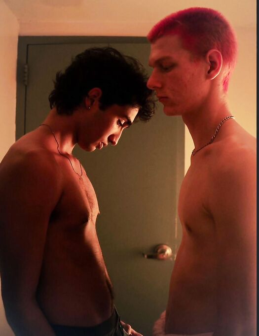 Martedì di cazzi duri e buchi sfondati – gaytube estremo