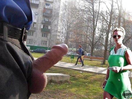 Immagine La fidanzata di mio figlio ha il cazzo duro