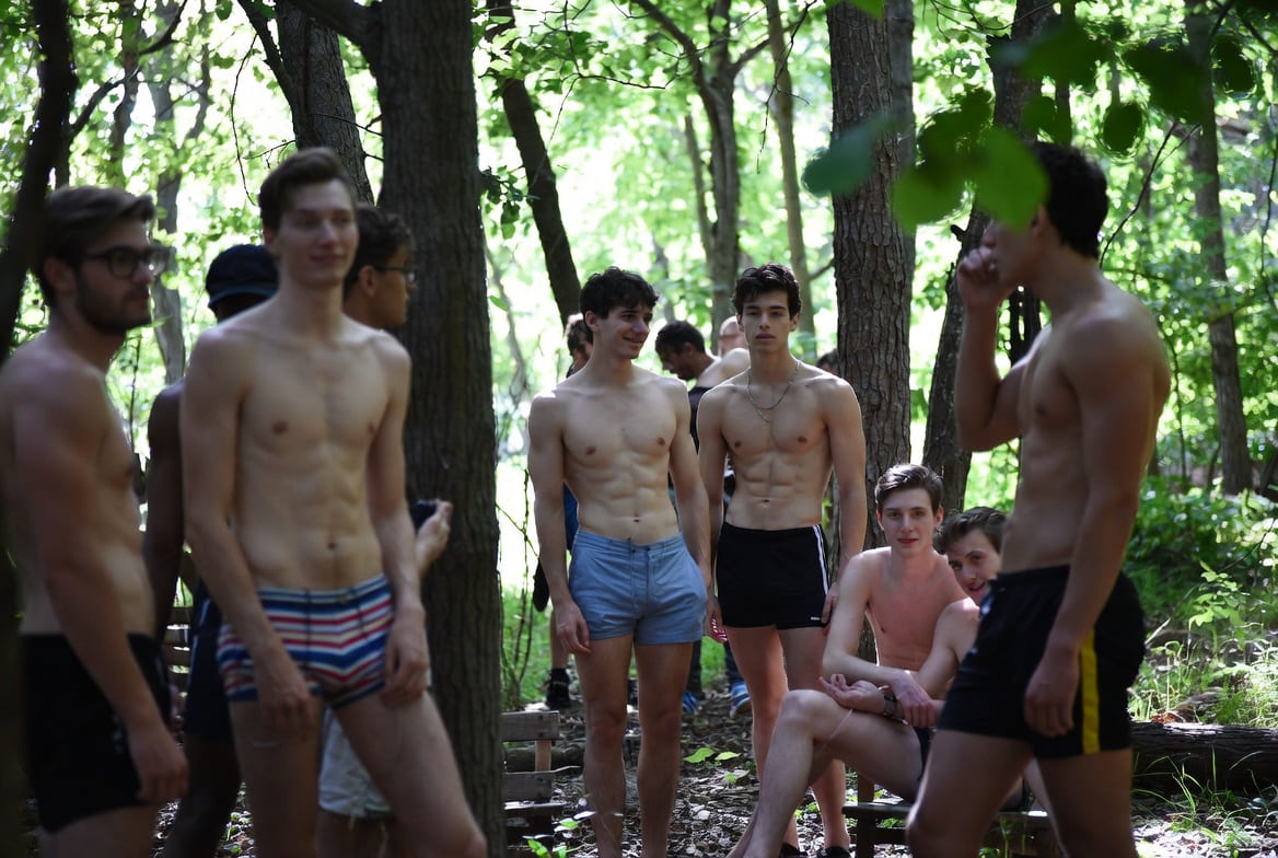 Immagine Esperienze Estreme con Sconosciuti nel Bosco e nei Luoghi di Cruising