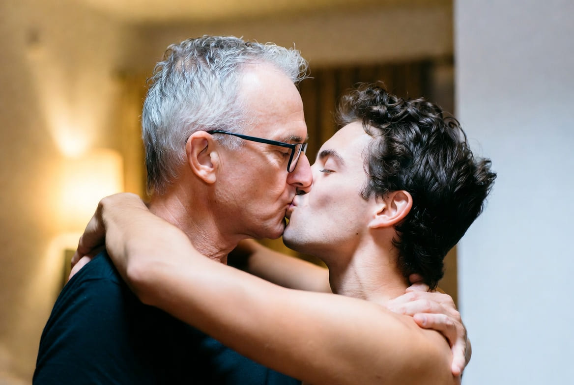 Immagine La Notte Proibita con Zio Claudio in Vacanza dai Nonni