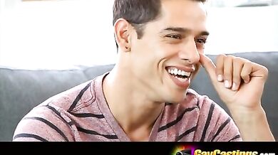 Aspiranti attori porno gay