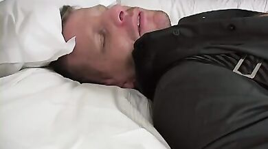 Gay lecca piedi puzzolenti