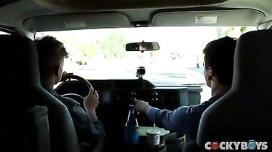 Rapporto omosessuale tra giovani