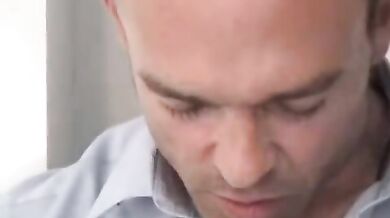 Sborra gay sul mio volto