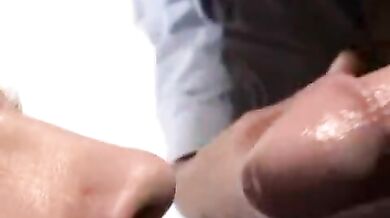 Sborra gay sul mio volto