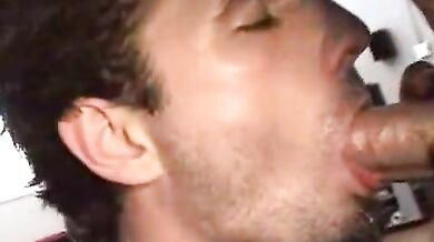 Sborra gay sul mio volto