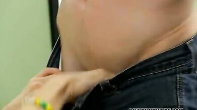 Gay guardano mesgasesso e diventano arrapati