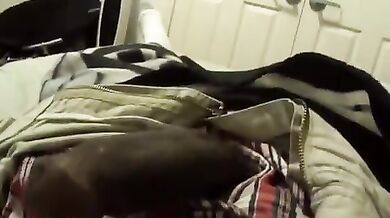 Nero gay si riprende col telefonino