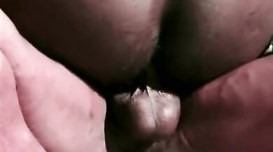 Gay nero mi fotte il culo