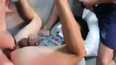 Video amatoriale gay al college