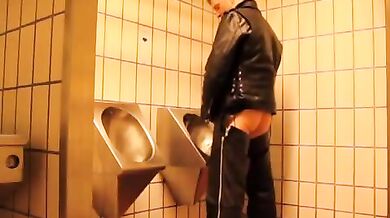 Masturbazione in luogo pubblico