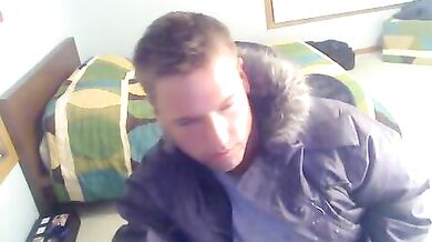 Ragazzo alternativo si masturba