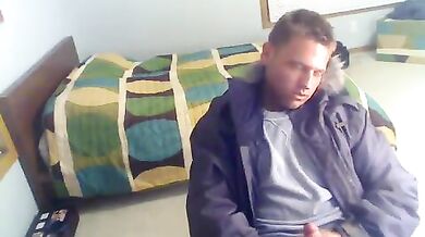 Ragazzo alternativo si masturba