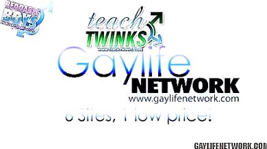 Biondino gay innamorato