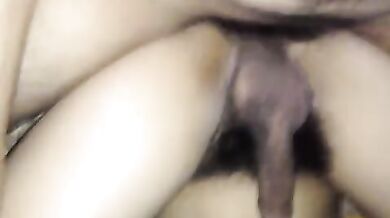 Gay asiatico si masturba