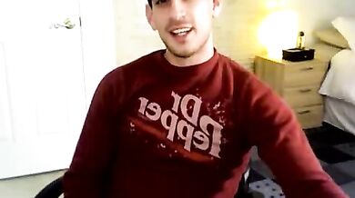 Si masturba il bel pacco