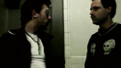 Fonzie gay succhia cazzi