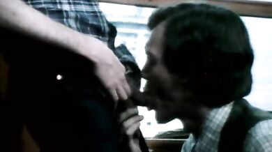 Avvocato gay scopato a pecora