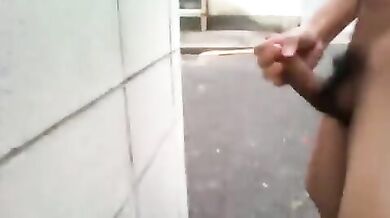 Segaiolo gay esibizionista