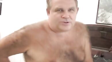 Due orsi gay si inculano