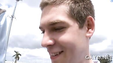 Gli piacciono i cazzi neri