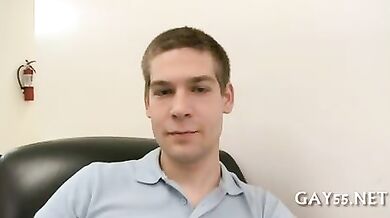 Gli piacciono i cazzi neri