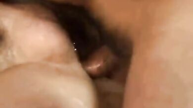 Gay copulano sul lettone