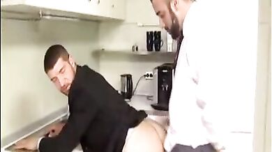 Grosso cetriolo nel culo