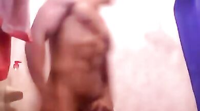 Io mentre mi masturbo