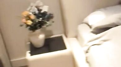 Maniaco gay abusa di un giovane