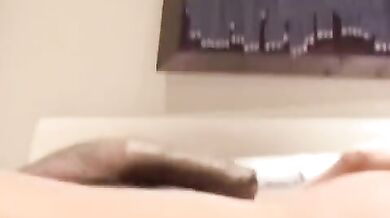 Maniaco gay abusa di un giovane