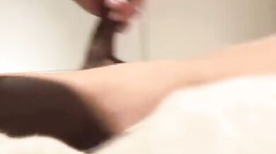 Maniaco gay abusa di un giovane