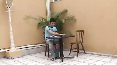 Padrone gay per culo giovane