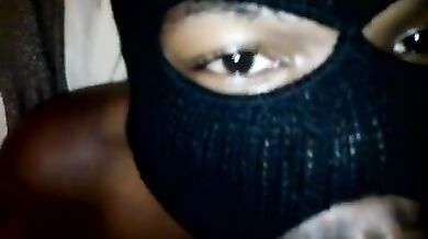 Negri si succhiano il cazzo