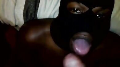 Negri si succhiano il cazzo