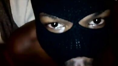 Negri si succhiano il cazzo