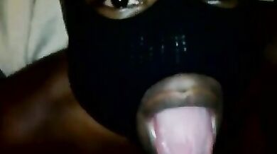 Negri si succhiano il cazzo