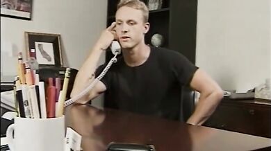 Il figlio del padrone è omosessuale