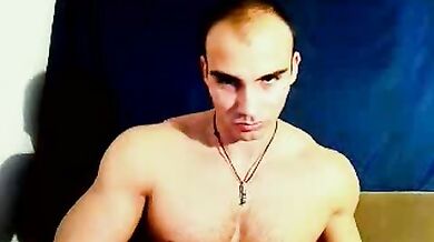 Gay peloso in webcam