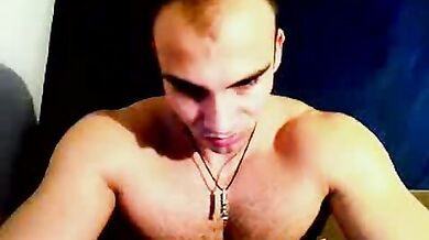 Gay peloso in webcam