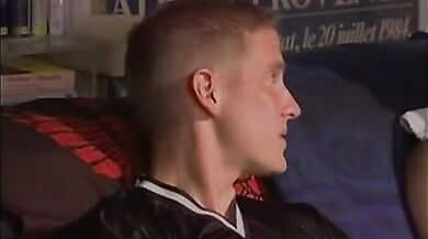 Un cazzo tra le mie gambe